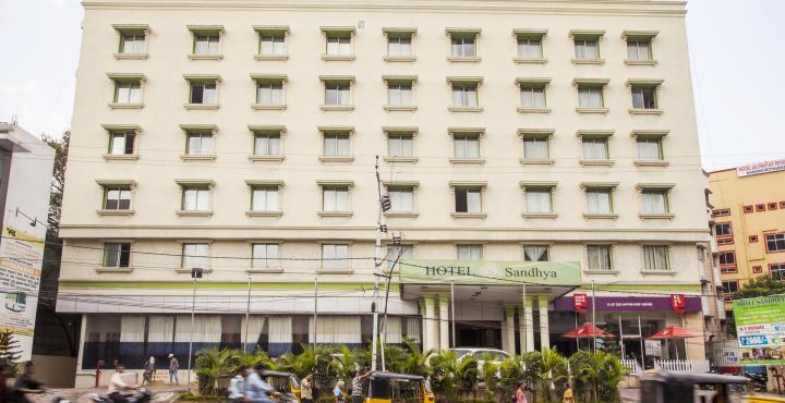 Sandhya Hotel Hyderabad Esterno foto
