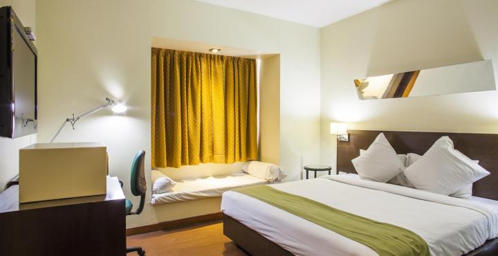 Sandhya Hotel Hyderabad Esterno foto